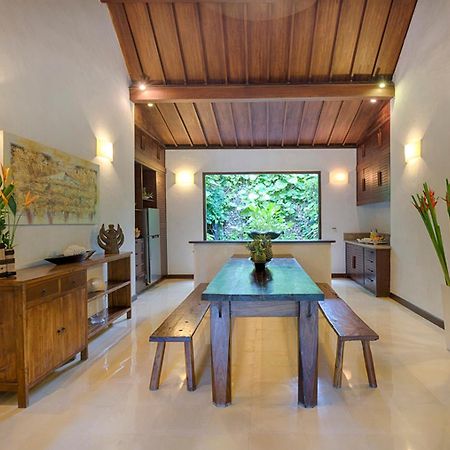 Villa Kubu Seminyak Экстерьер фото