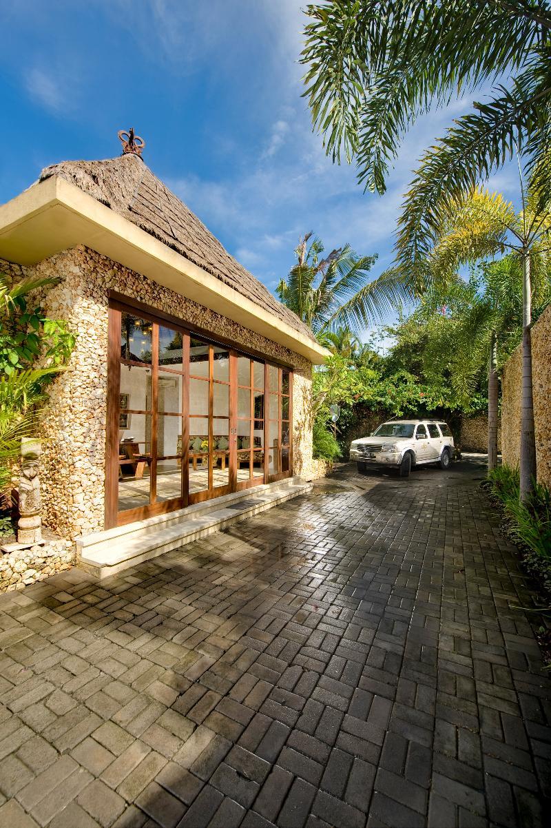 Villa Kubu Seminyak Экстерьер фото
