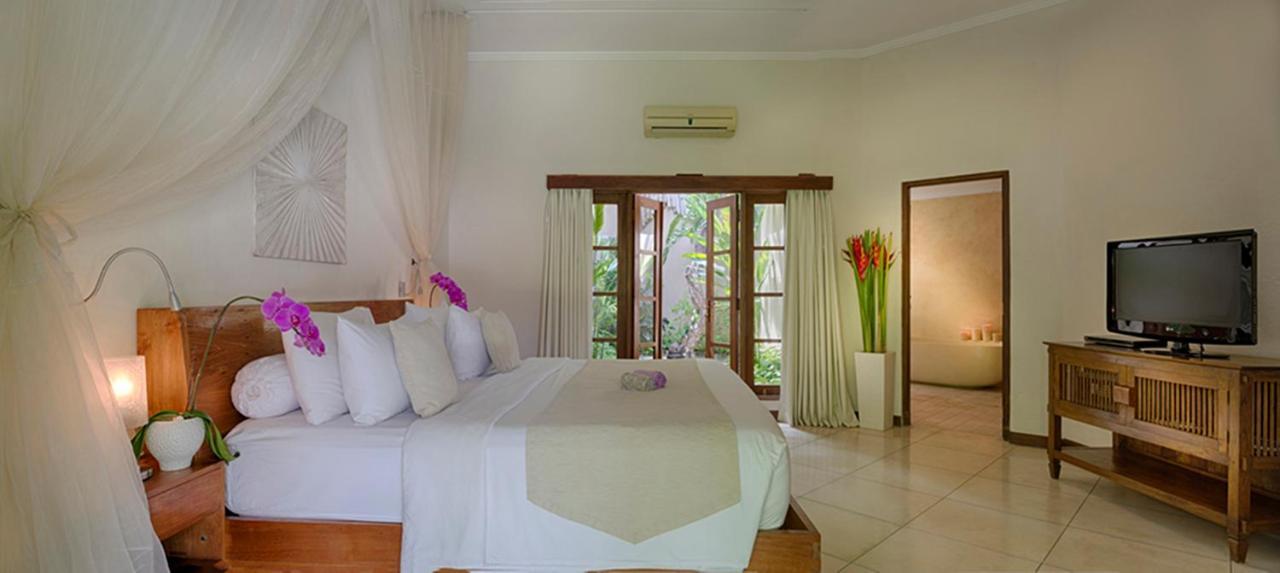 Villa Kubu Seminyak Экстерьер фото