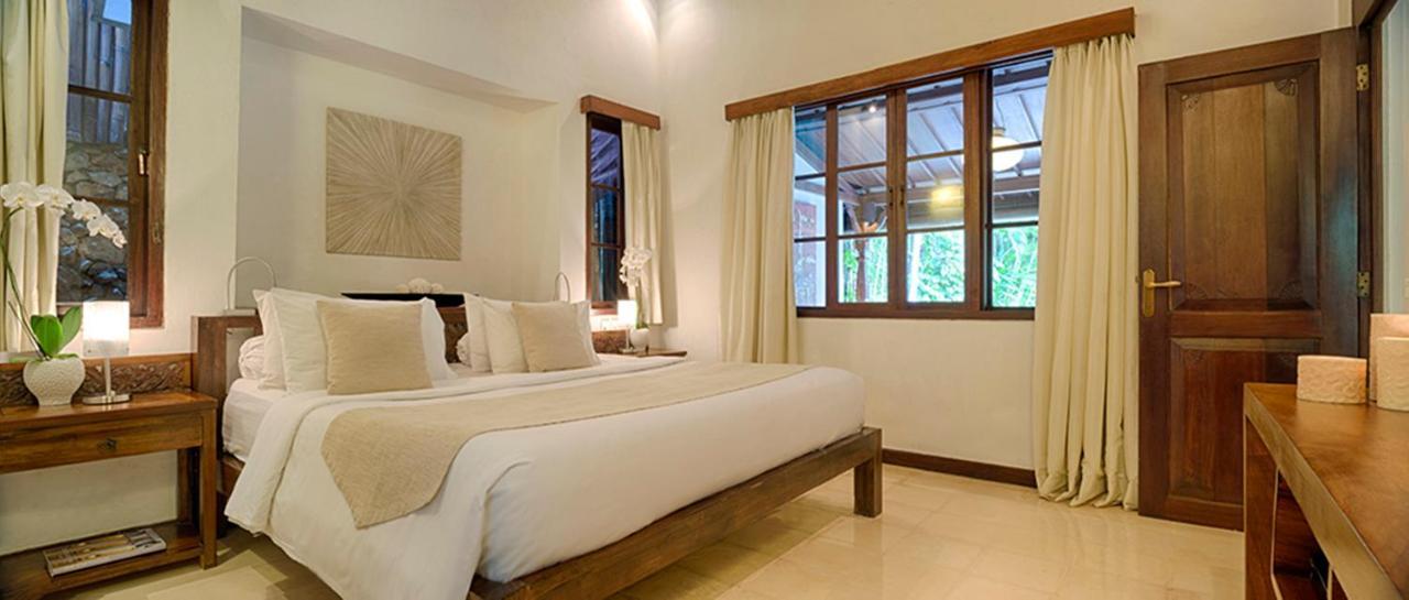 Villa Kubu Seminyak Экстерьер фото