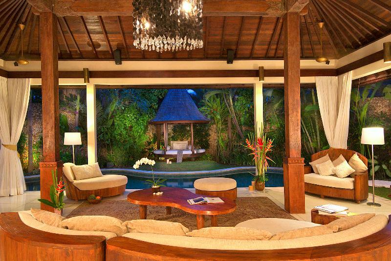 Villa Kubu Seminyak Экстерьер фото